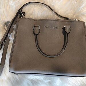 Micheal Kors satchel